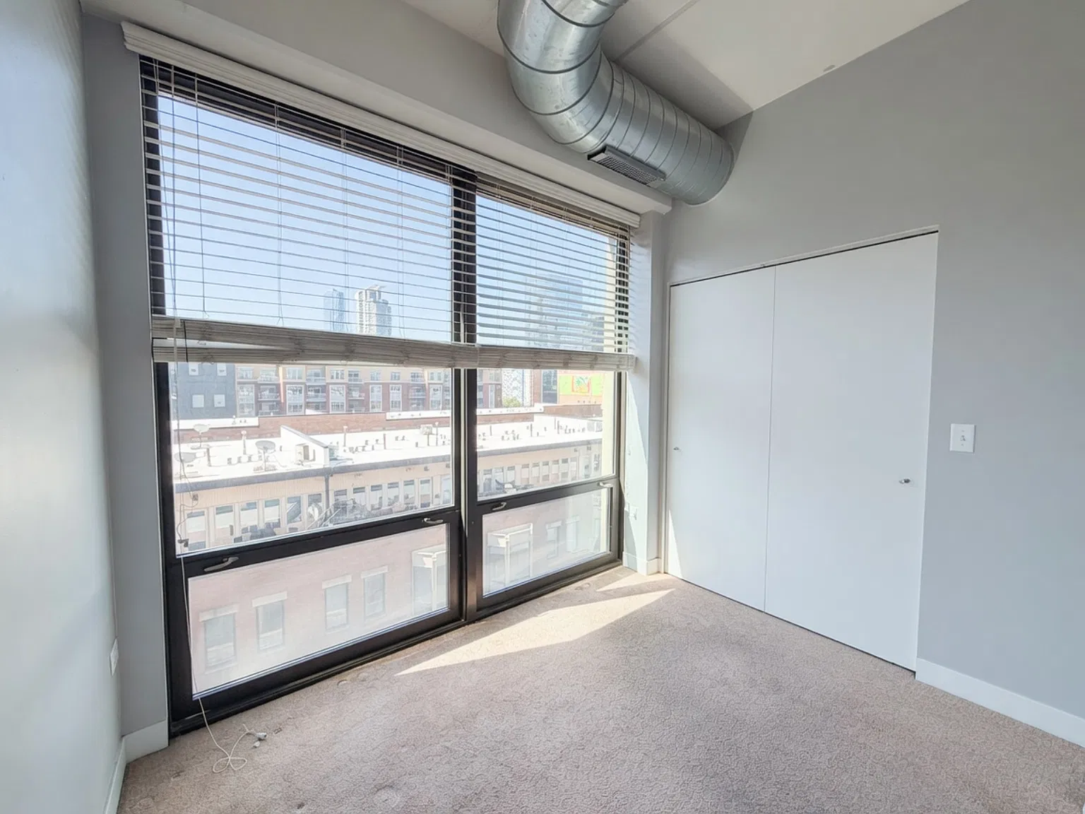 2 bed, $3,200 — Photo 3