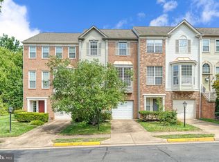 47638 Sandbank Sq, Sterling, VA 20165