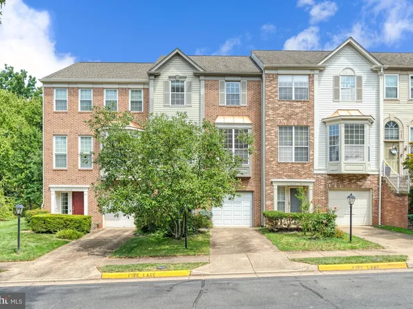 47638 Sandbank Sq, Sterling, VA 20165