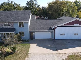 607 Planeview Dr, Palmyra, WI 53156