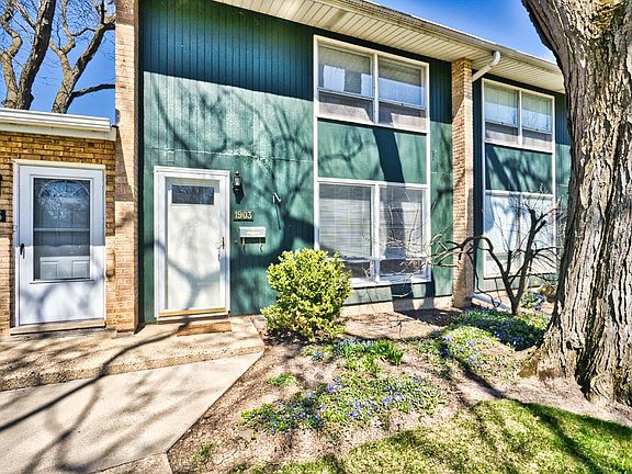 2nd image of 1903 Willow Hill Ct #1903