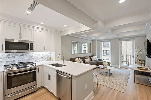 Rented by Nest Seekers International | media 31