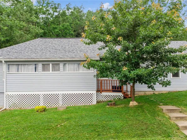 1021 Beechnut St, Tarentum, PA 15084