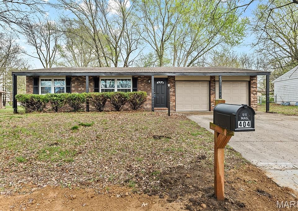1st image of 404 Country Meadow Ln