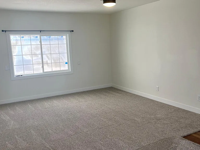 1004 Lincoln St SE — Photo 6