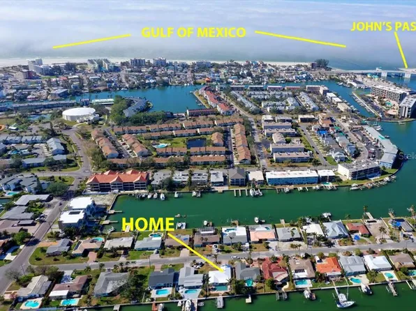 12275 4th St E, Treasure Island, FL 33706