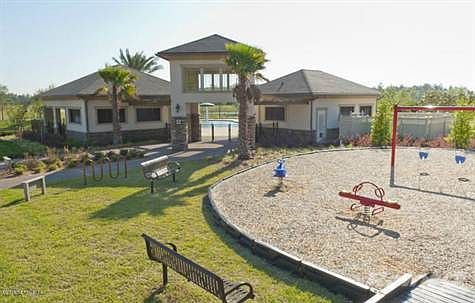 Amenity Center (2)