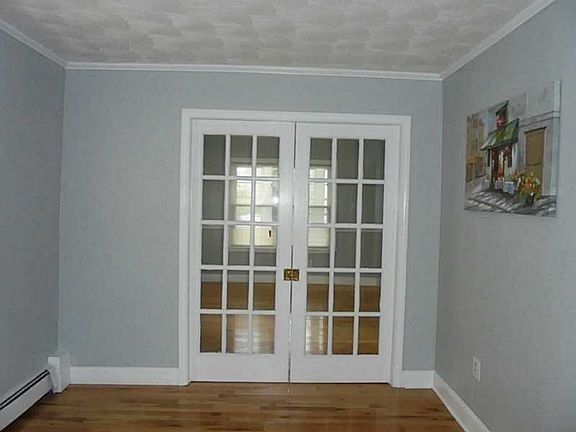 5th image of 24 Winthrop Ave