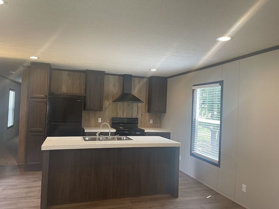 1st image of 920 Century Plaza Dr #363