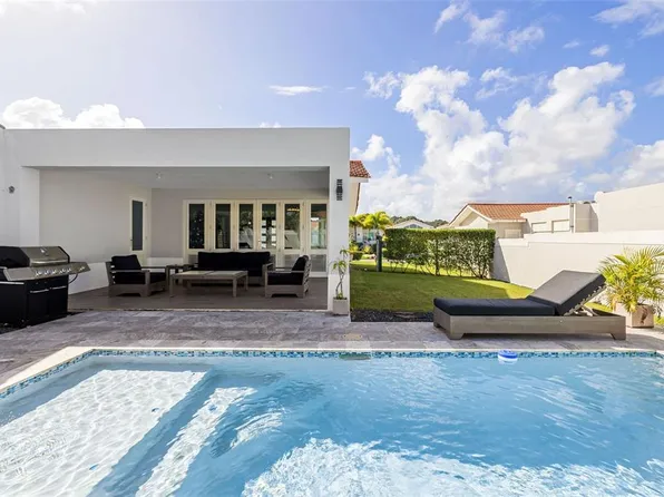 593 Camino Dos Byp, Dorado, PR 00646