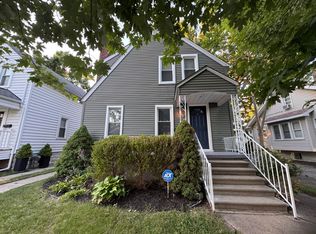 341 E Saratoga St, Ferndale, MI 48220
