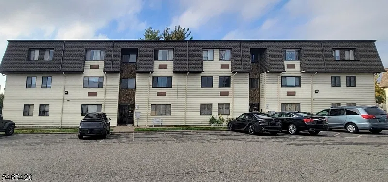 46 Watsessing Ave #13
