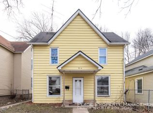 914 Watson St SW, Grand Rapids, MI 49504