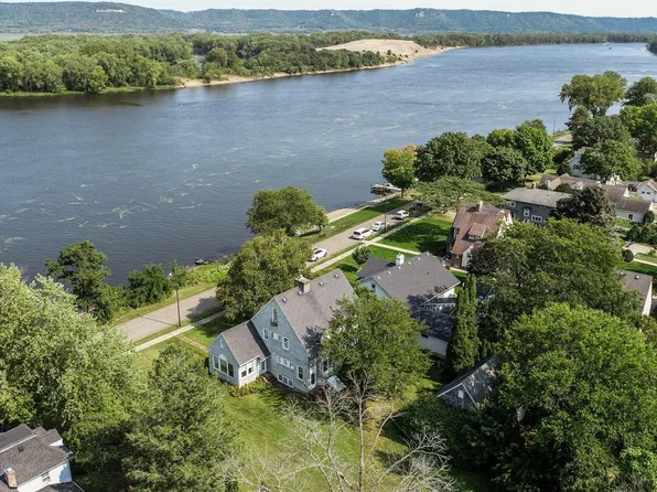 418 Lawrence Blvd E, Wabasha, MN 55981