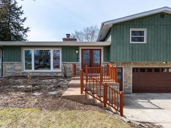 2743 Lyman Ln, Fitchburg, WI 53711