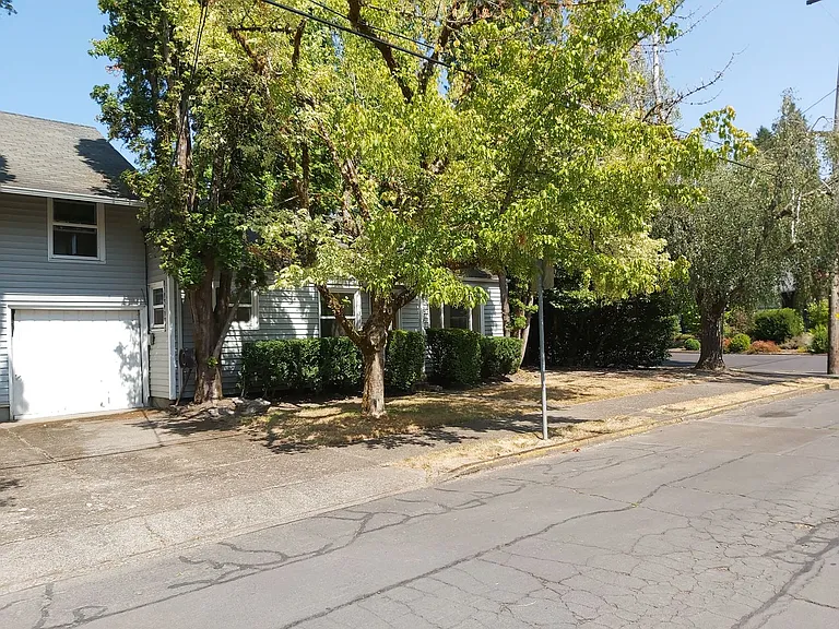 Johnson Duplex — Photo 23