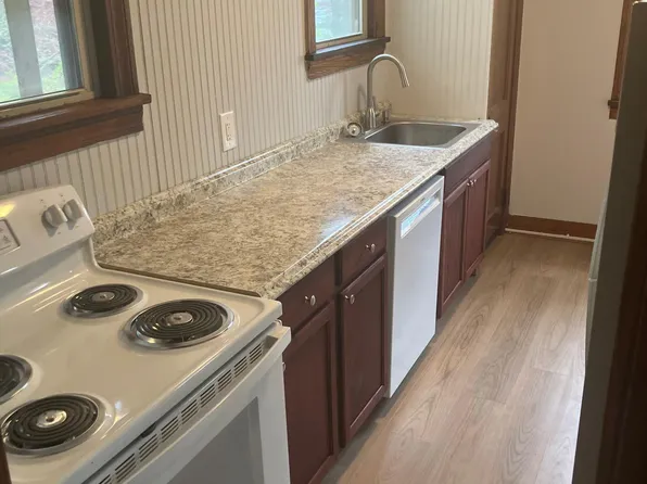 100 Old County Rd APT 3, Severna Park, MD 21146