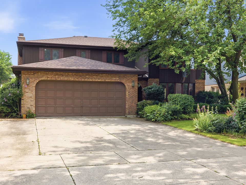 1st image of 301 N Catino Ct