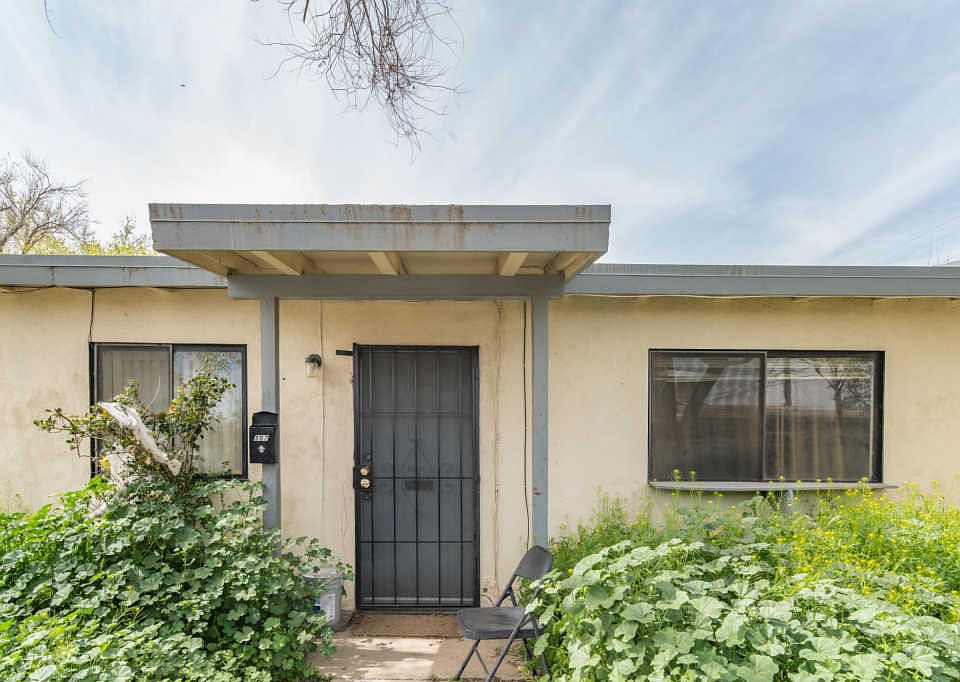1st image of 557 559 W Ave #H8