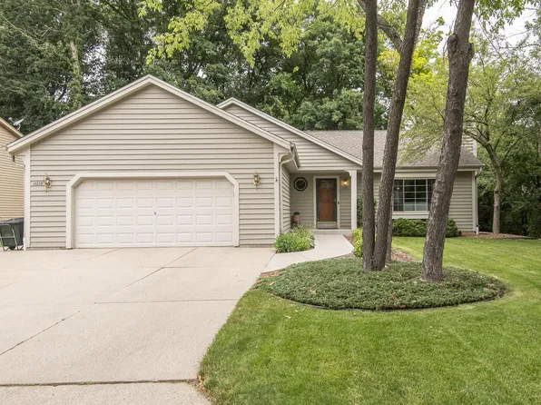 10230 West Rogers STREET, West Allis, WI 53227