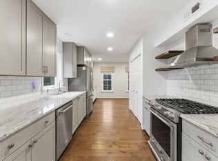 210 73rd St #B, Virginia Beach, VA 23451