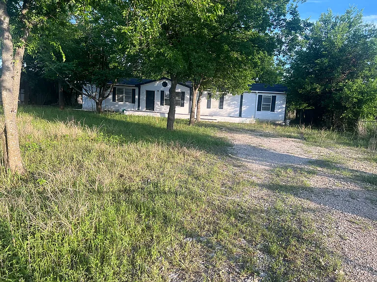 5160 Antelope Trl — Photo 1