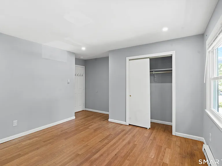 22 Irving Pl #2 — Photo 7