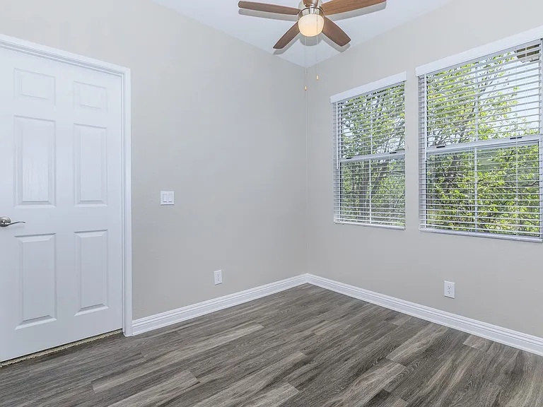 Villas Antonio Apartment Homes — Photo 45