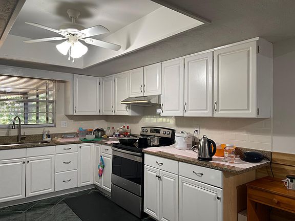 4th image of 4514 NW 43rd Pl
