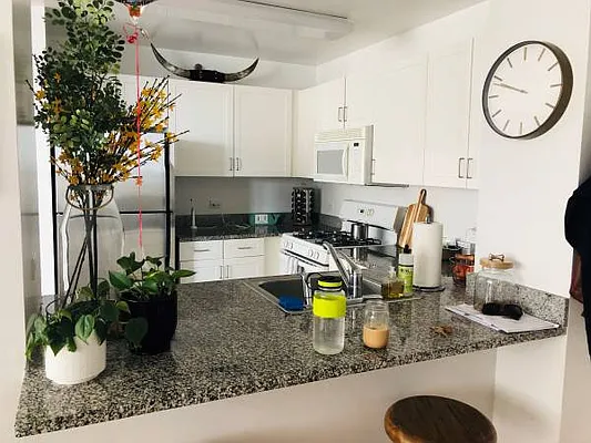 Rented by Highline Residential | media 5