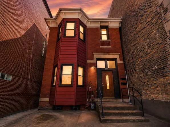 2223 W Taylor St #2, Chicago, IL 60612