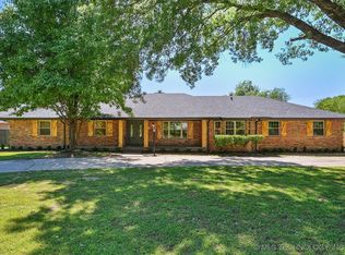 4710 S Knoxville Ave, Tulsa, OK 74135