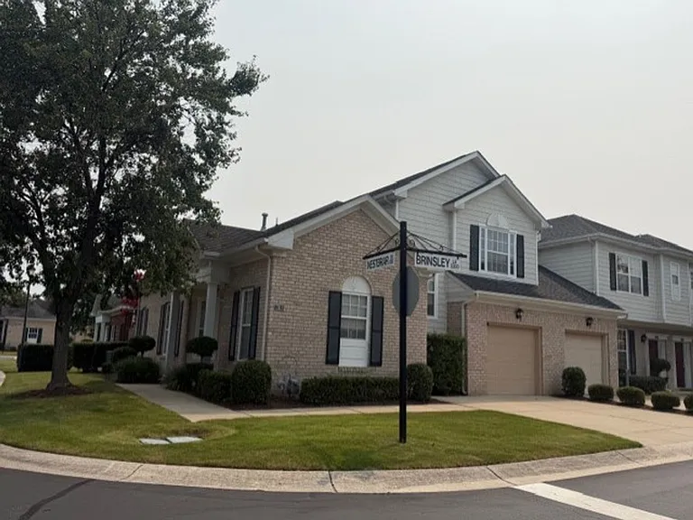 5301 Brinsley Ln — Photo 2