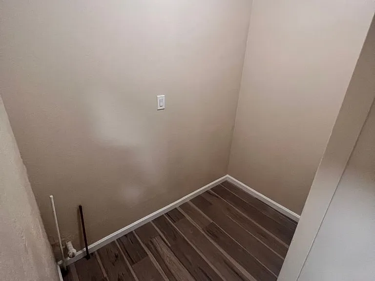 1764 Quesada Ave — Photo 5