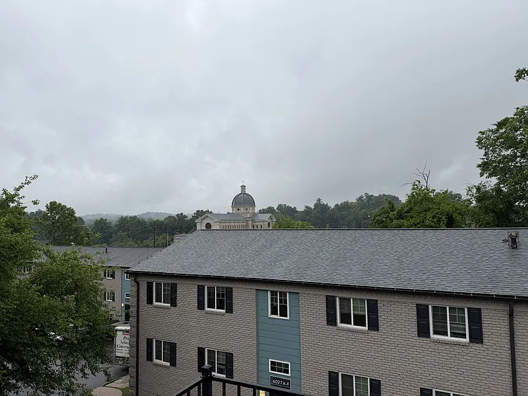 Bell View at Northshore Apartments — Photo 10
