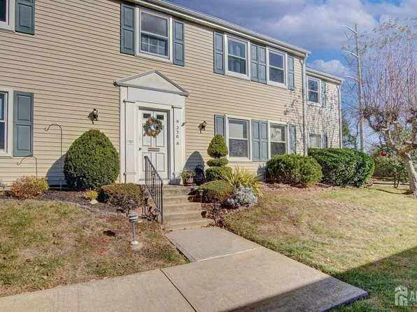 230A Marblehead Ln, Monroe Township, NJ 08831