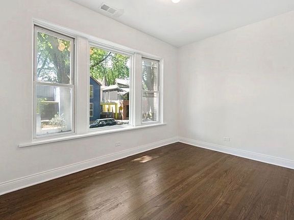 4th image of 1340 W Hollywood Ave Unit 2