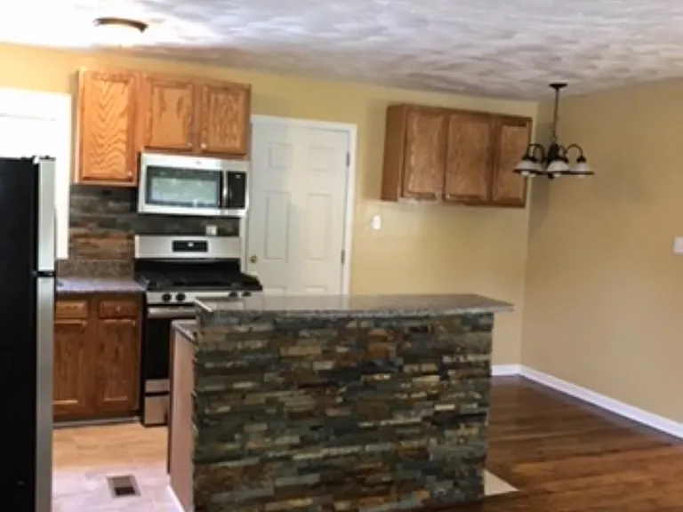 7120 University Dr — Photo 3