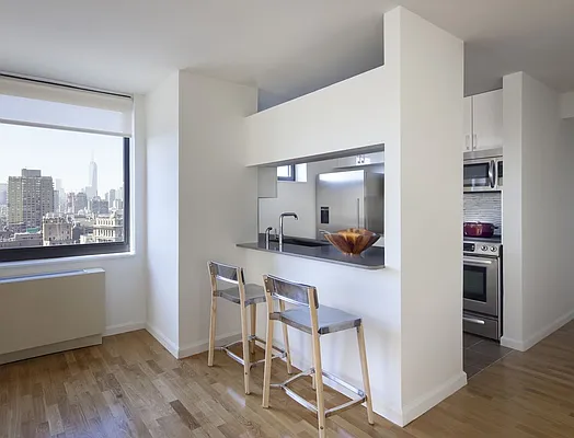 Rented by Related Rentals | media 127