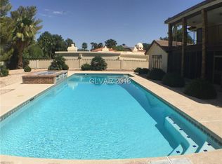 22 Quail Hollow Dr, Henderson, NV 89014