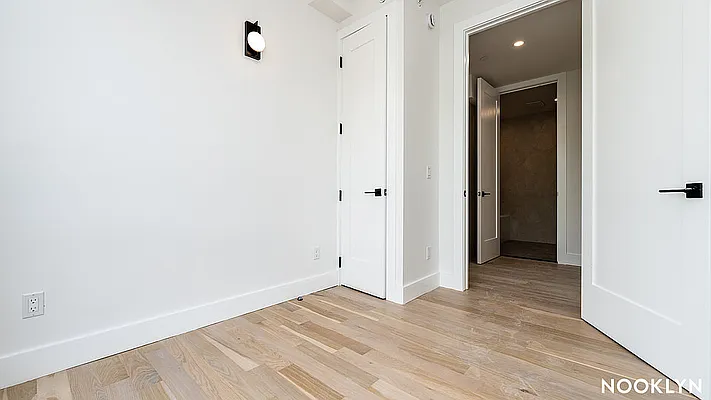 Bedroom, photo 3