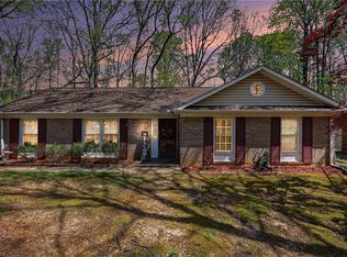 1121 Eagle Rd, Greensboro, NC 27407