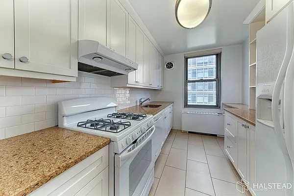 Sold by Brown Harris Stevens | media 6