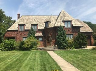 5241 Campbell Dr, Pittsburgh, PA