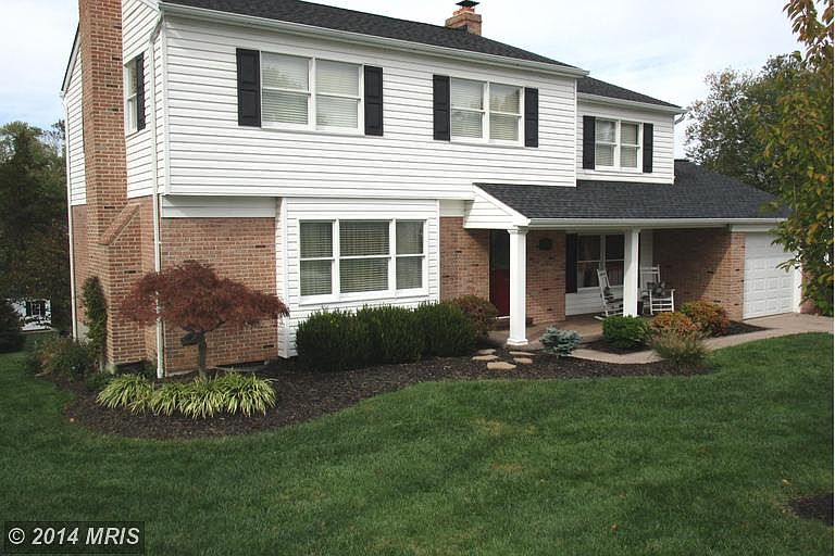1st image of 612 Foxcroft Dr
