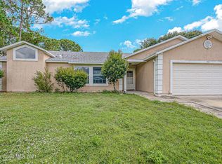 950 Custer St NW, Palm Bay, FL 32907