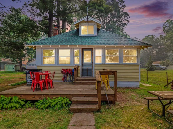 5343 S Front St, Newaygo, MI 49337