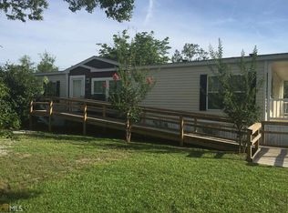 302 E Lane St, Brooklet, GA 30415