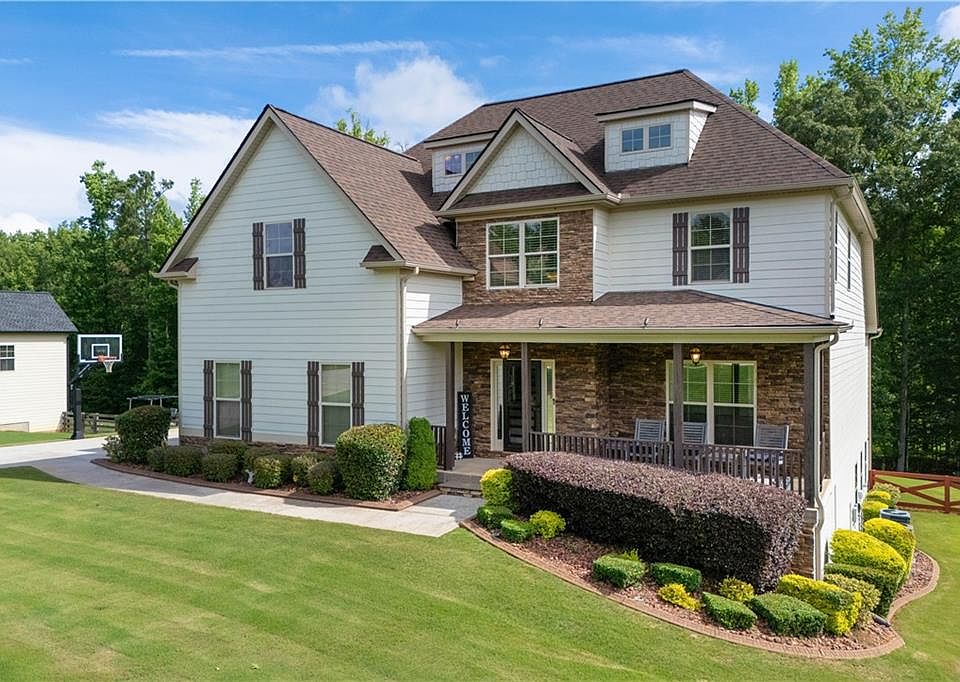 1st image of 215 Northgate Preserve Dr