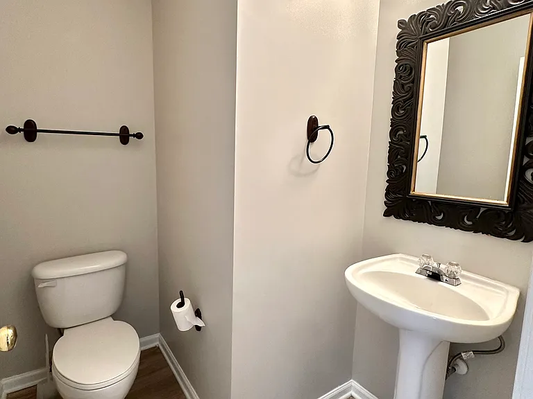 Half bath (1st floor)
